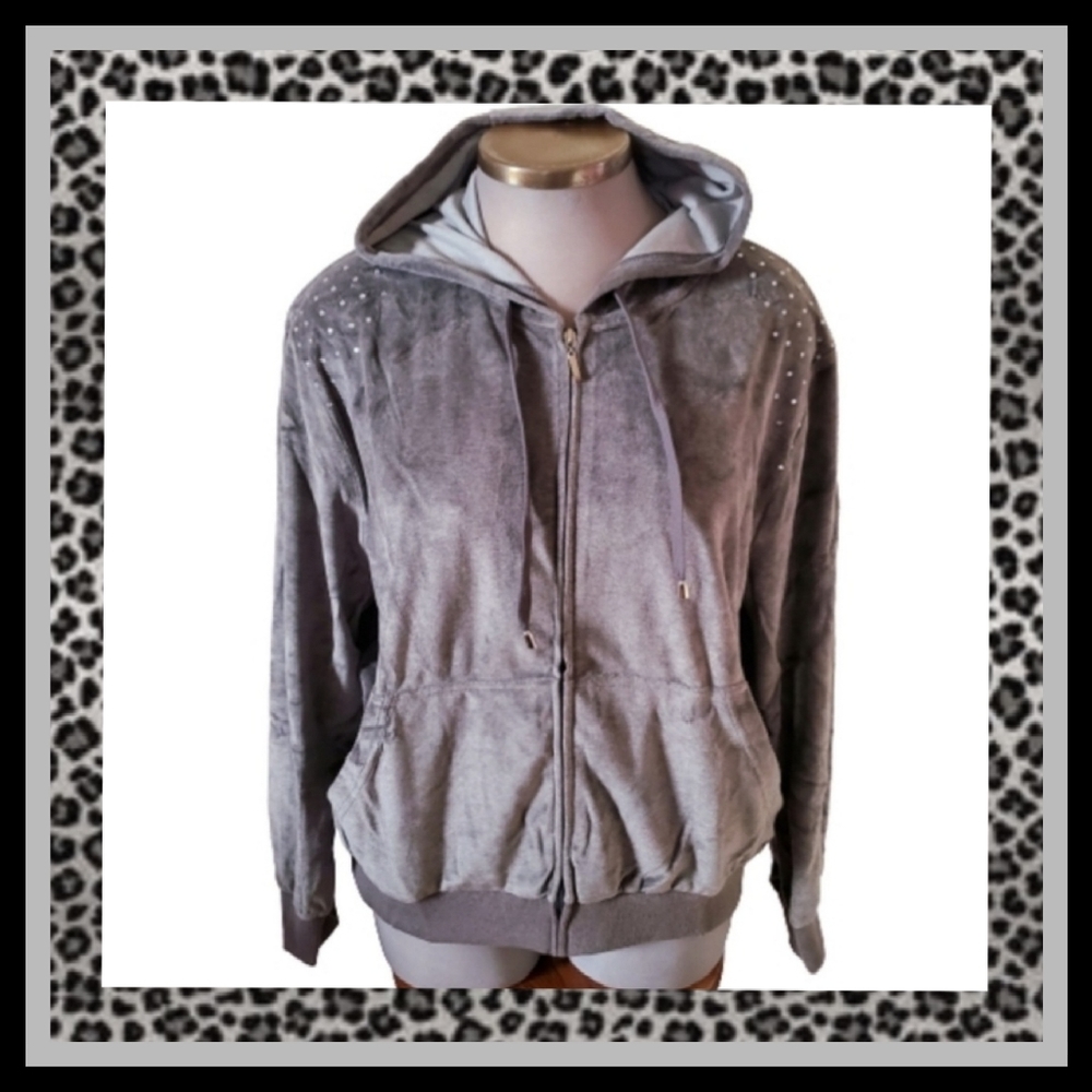 GREY ☆ RHINESTONE ACCENT ☆ VELOUR ☆ ZIP FRONT HOODIE ☆ 3x ☆ NWOT